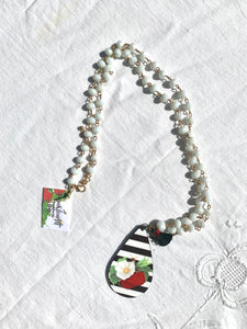 White Bead Berry Blossom Necklace