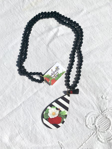 Black Bead Berry Blossom Necklace